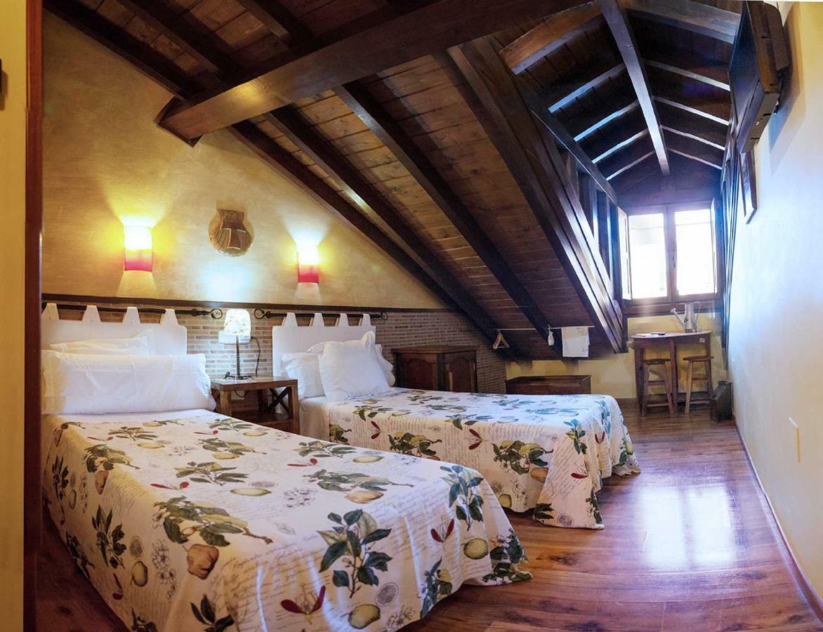 Micro-Hostal La Puerta Del Perdon 维拉弗兰卡·德尔·比尔 外观 照片